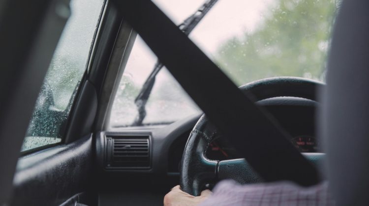 seatbelt laws in Queensland, seatbelt in car
